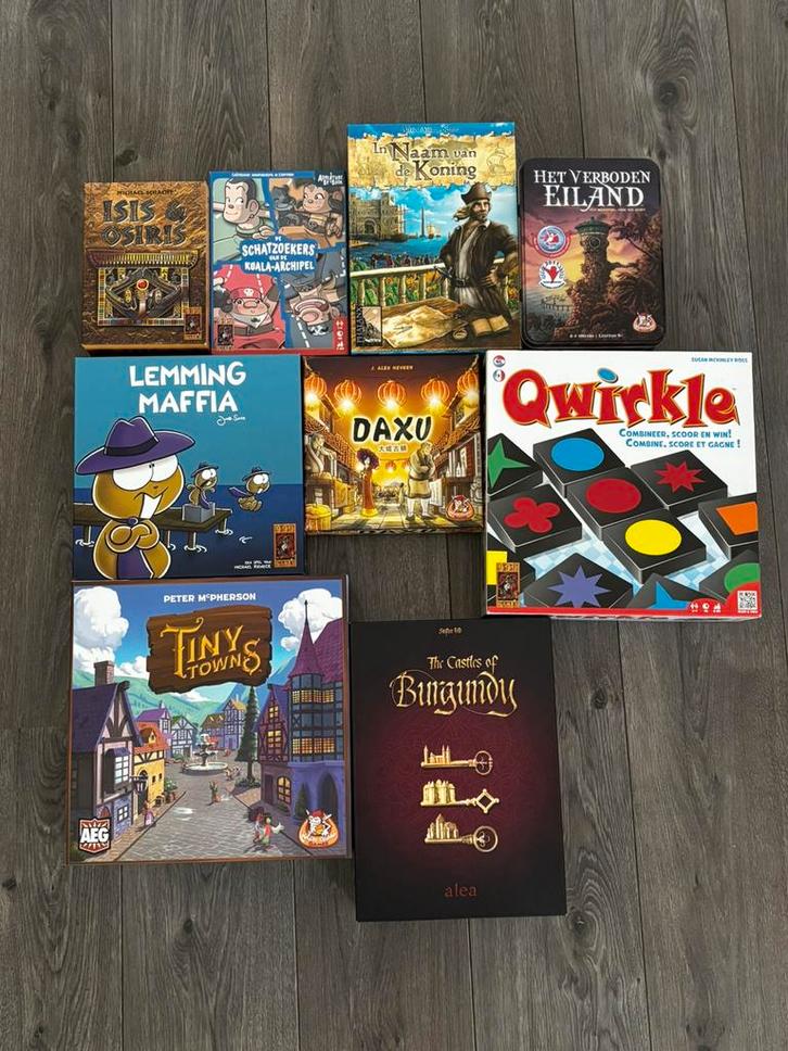 Verschillende spellen, Hobby en Vrije tijd, Gezelschapsspellen | Bordspellen, Zo goed als nieuw, Ophalen