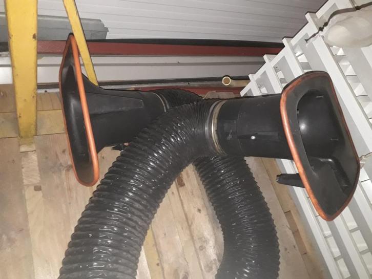 Hekwerk: Tijdens lassen KEMPER lasdampafzuigerarm wandmont., Tuin en Terras, Tuinhekken en Hekwerk, Zo goed als nieuw, IJzer, Ophalen