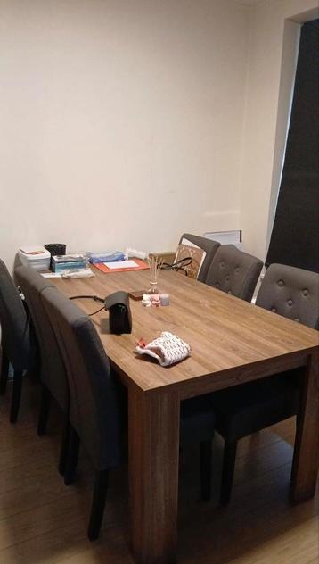 Eiken eettafel met 6 stoelen - MOET WEG! beschikbaar voor biedingen