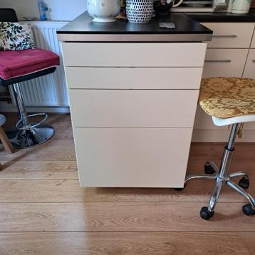 3x Ikea Metod frontjes, créme/zachtgeel beschikbaar voor biedingen