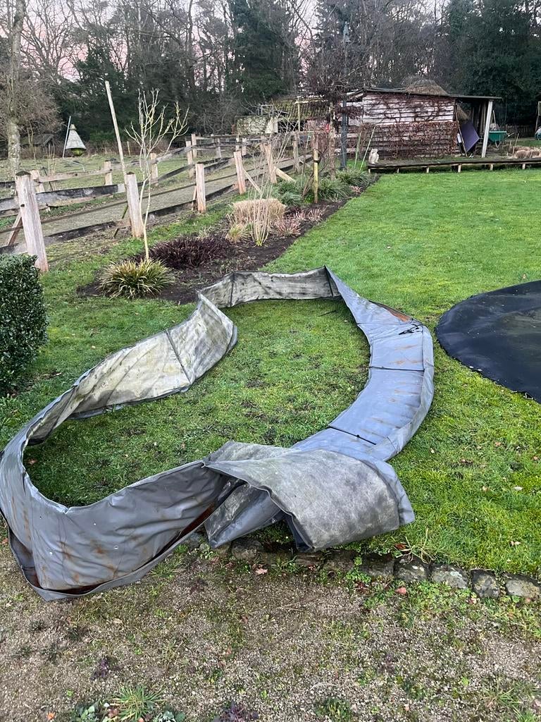 Berg trampoline gebruikt - Zeil & Rand 100% 4,00 m, Ophalen of Verzenden, Gebruikt