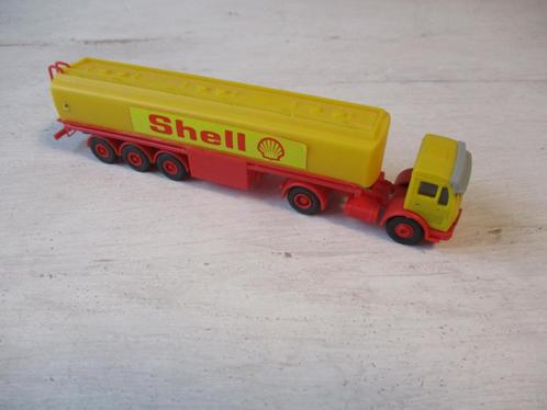 Mercedes vrachtwagen met oplegger Shell, Hobby en Vrije tijd, Modelauto's | 1:87, Zo goed als nieuw, Bus of Vrachtwagen, Ophalen