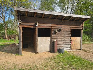 paardenstal beschikbaar voor biedingen