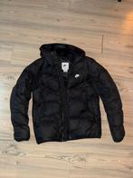 Nike Puffer jas. (Nieuw)!, Maat 48/50 (M), Zwart, Nike, Nieuw