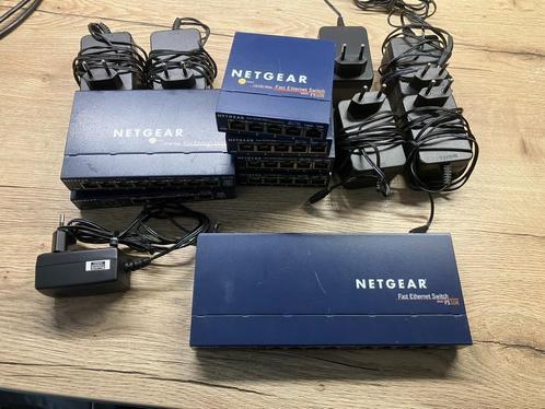 Partij 7x Netgear Fast Ethernet switch FS105 en FS108 10/100, Computers en Software, Netwerk switches, Gebruikt, Verzenden