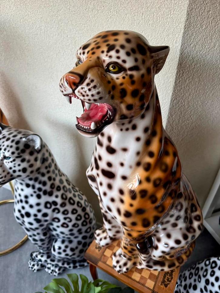 Luipaard bruin wit beeld groot Italië Italiaans handgemaakt, Antiek en Kunst, Kunst | Beelden en Houtsnijwerken, Ophalen