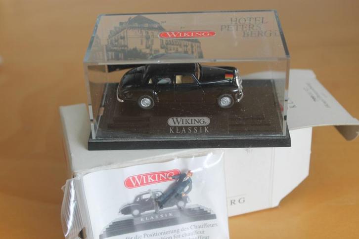 Wiking Mercedes 300 'St. Petersburg', Hobby en Vrije tijd, Modelauto's | 1:87, Zo goed als nieuw, Auto, Wiking, Ophalen of Verzenden