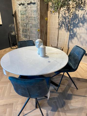 Marmeren eettafels €535,- inclusief gratis levering! beschikbaar voor biedingen