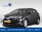 Toyota Auris 1.8 Hybrid Dynamic | Keyless Entry | Achteruitr, Auto's, Gebruikt, 4 cilinders, Origineel Nederlands, Bedrijf