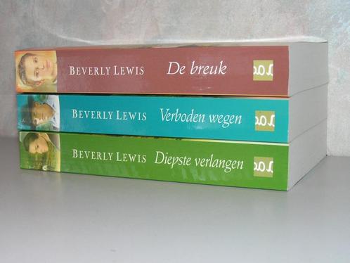 Beverly Lewis - Nelly Fisher trilogie (christelijk Amish), Boeken, Romans, Zo goed als nieuw, Nederland, Ophalen of Verzenden