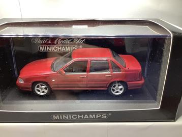 1:43- Minichamps Volvo S70 Saloon 1998 beschikbaar voor biedingen