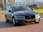 Jaguar XE 2.0D 120KW AUT 2015 Grijs NAP, Auto's, 4 cilinders, Origineel Nederlands, Diesel, Sedan