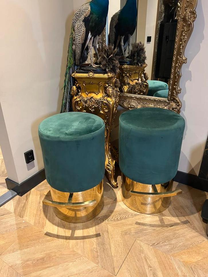Twee richmond barkruk velvet met goud hotel chique groen, Huis en Inrichting, Barkrukken, Zo goed als nieuw, Ophalen of Verzenden