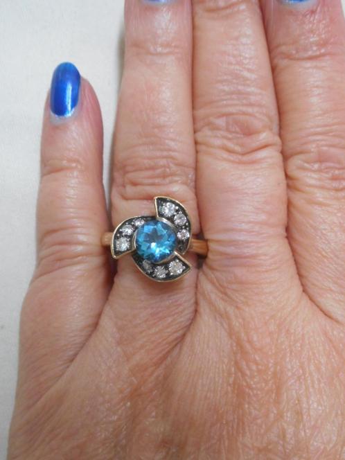 Zilveren goud vergulde ring met stenen maat 19 nr.807, Sieraden, Tassen en Uiterlijk, Ringen, Zo goed als nieuw, Dame, 19 tot 20