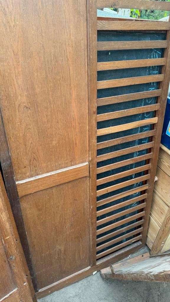 Oud eikenhouten kinderbedje, Antiek en Kunst, Antiek | Meubels | Kasten, Ophalen of Verzenden