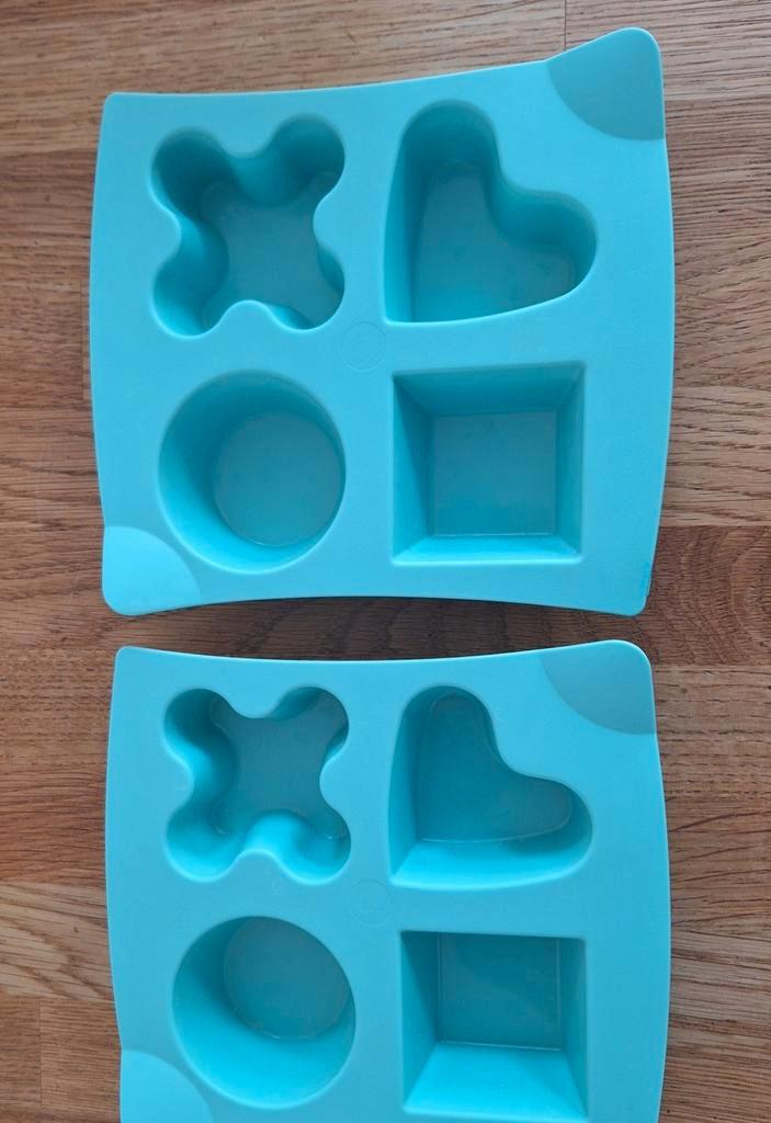Tupperware Multiflex Kwartet (2x), Hobby en Vrije tijd, Taarten en Cupcakes maken, Gebruikt, Bakvorm, Taarten, Ophalen of Verzenden