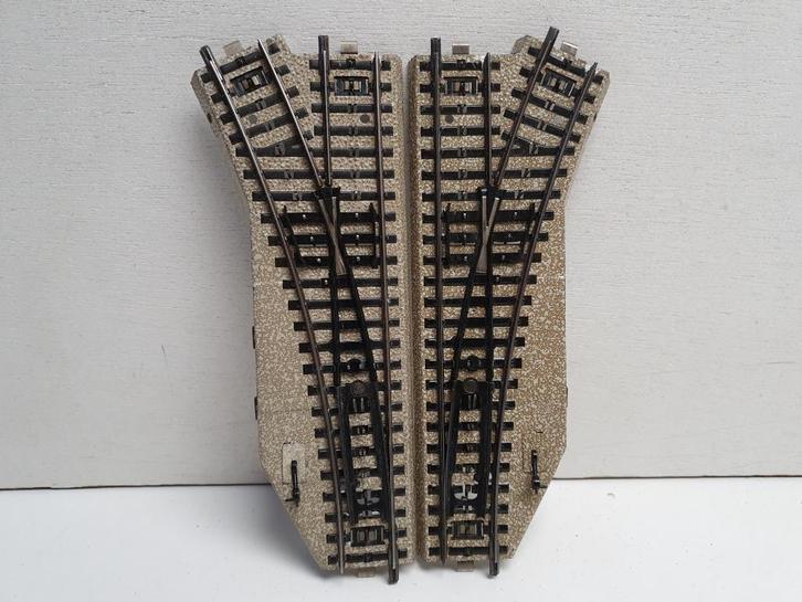 MARKLIN H0 5221 M-rail 1 paar handwissels t.e.a.b., Hobby en Vrije tijd, Modeltreinen | H0, Zo goed als nieuw, Rails, Wisselstroom