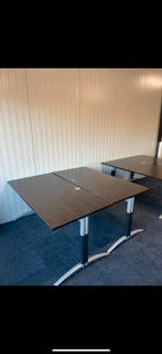 Verstelbaren bureau, Ophalen, In hoogte verstelbaar, Zo goed als nieuw, Bureau