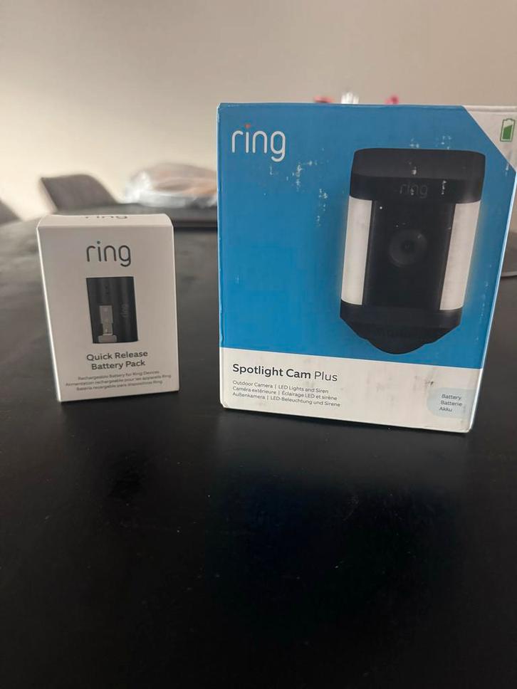 Ring Spotlight Cam Plus + Battery Pack - NIEUW!, Audio, Tv en Foto, Videobewaking, Nieuw, Buitencamera, Ophalen of Verzenden