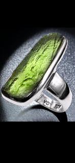 925 sterling ring met natuurlijk Moldaviet, Met kristal, 18 tot 19, Verzenden, Nieuw