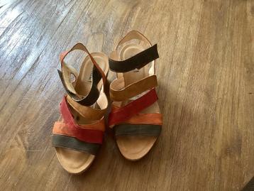 Think  dames schoen maat 40 beschikbaar voor biedingen