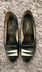 Viola hakjes mt 38, Pumps, Zwart, Ophalen of Verzenden, Zo goed als nieuw