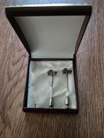 2x zilveren FNV pins., Ophalen of Verzenden, Zo goed als nieuw
