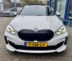 BMW 1-serie 118i High Executive/M-PAKKET/PANO/CARPLAY!, Auto's, BMW, 65 €/maand, Gebruikt, Alcantara, Wit