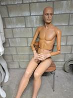 Zittende realistische paspop, militaria,armen verstelbaar, Ophalen of Verzenden