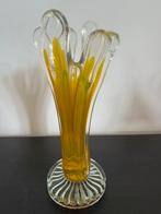 Geel vaasje, Geel, Ophalen of Verzenden, Minder dan 50 cm, Glas