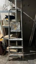 Ladder 4 treden, Doe-het-zelf en Verbouw, Ladders en Trappen, Ophalen, Nieuw, Minder dan 2 meter