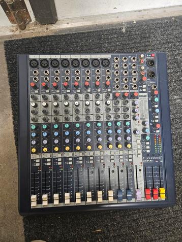 Soundcraft mengpaneel MFX 8 beschikbaar voor biedingen