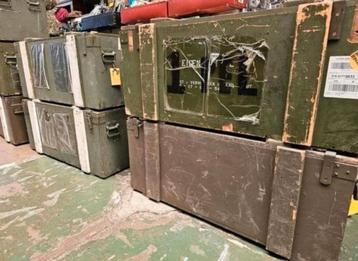 Houten kist salontafel dressoir 109x46x46cm beschikbaar voor biedingen