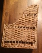 Vintage rotan tijdschriften houder, Huis en Inrichting, Ophalen of Verzenden, Zo goed als nieuw