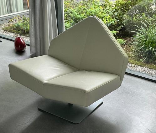 Leolux design fauteuil Wibber in top staat, Huis en Inrichting, Fauteuils, Zo goed als nieuw, Hout, Leer, Metaal, 50 tot 75 cm