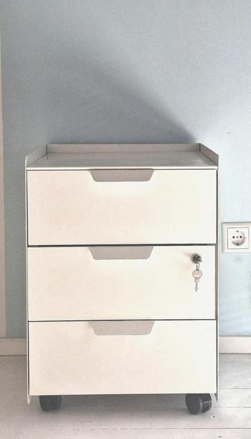 Ladekast Ikea te koop aangeboden beschikbaar voor biedingen
