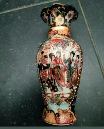 Vaas,Chinezen Vaas,Chinees,dames,pauw,hoog 20 cm,Vazen,China beschikbaar voor biedingen