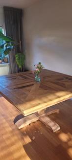 Robuuste eettafel van teak – nieuw € 1.599,-, Huis en Inrichting, Tafels | Eettafels, Ophalen, Zo goed als nieuw, Vijf personen of meer
