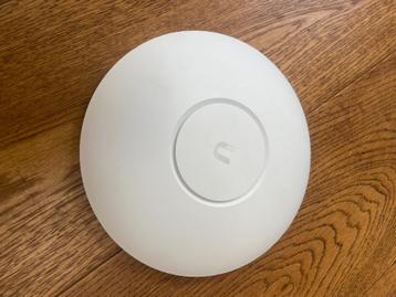 UniFi AP-AC-Pro Acces Point *meerdere stuks* beschikbaar voor biedingen