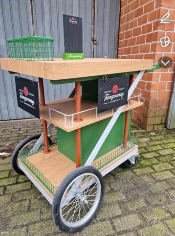 1x Tanqueray bar/ trolley/ serveerwagen beschikbaar voor biedingen