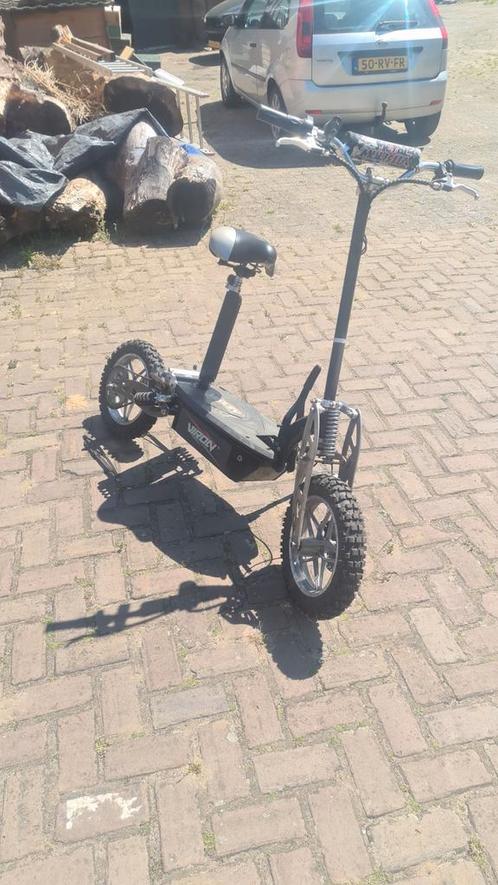Viron electrische scooter offroad banden, Fietsen en Brommers, Elektrische fietsen, Gebruikt, Overige merken, 50 km per accu of meer