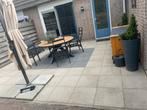 Gratis terrastegels met binnen in zwart vierkant 27m2, Ophalen, Zo goed als nieuw, Beton, Terrastegels