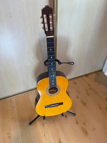 Klassieke gitaar (Granada) beschikbaar voor biedingen