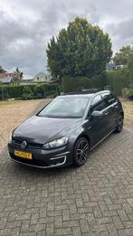 Volkswagen Golf 7 GTE 1.4 TSI Phev 204pk 5D DSG 2015, Auto's, 4 cilinders, 150 pk, Zwart, Origineel Nederlands