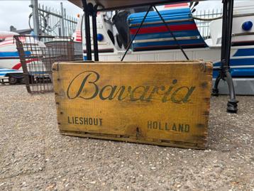 Houten krat bavaria beschikbaar voor biedingen
