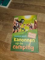 Kanonnen op de Camping - Reggie Naus, Ophalen of Verzenden, Zo goed als nieuw, Reggie Naus, Fictie algemeen