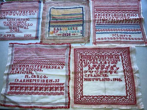 5 Oude Merklappen Prijs is per stuk! 1908 1929 1931 1933, Antiek en Kunst, Antiek | Kleden en Textiel, Verzenden