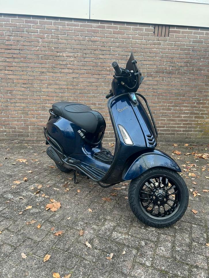Vespa Sprint 80cc indo, Fietsen en Brommers, Scooters | Vespa, Zo goed als nieuw, Overige modellen, Benzine, Ophalen