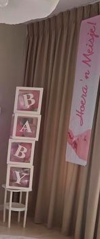 Babyshower decoratie met raamdoek, Ophalen, Zo goed als nieuw, Kraamcadeau