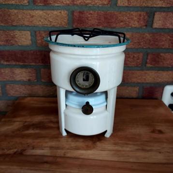 Emaille petroleumstel creme met groene rand 1 pits beschikbaar voor biedingen